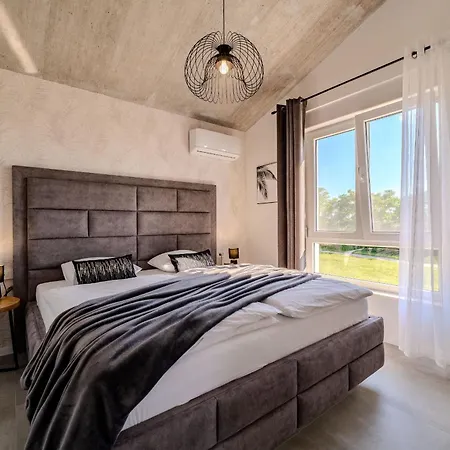 Sunset Grusi Zadarvillas