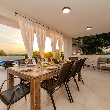 Sunset Grusi Zadarvillas * Briševo